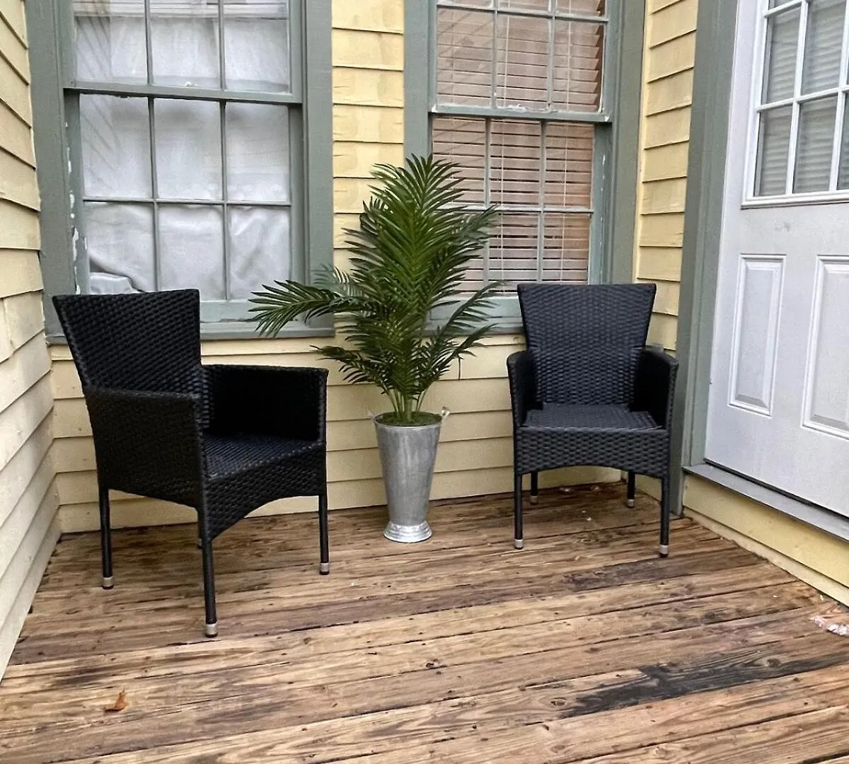 Apartment Historic Downtown King Bed Cottage- Parking And Patio Savannah