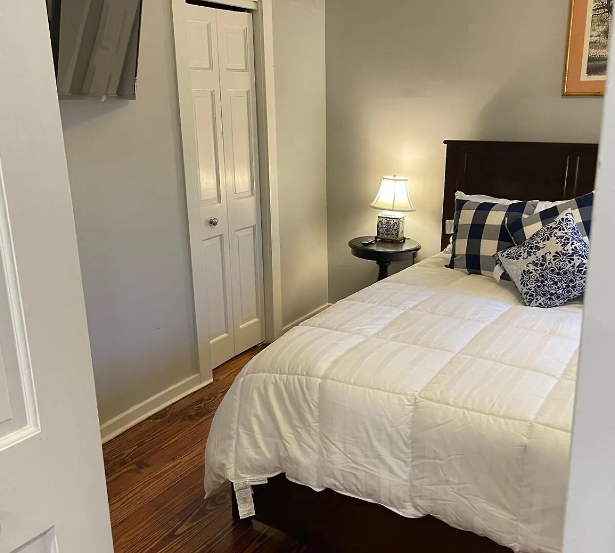 Historic Downtown King Bed Cottage- Parking And Patio Savannah 0*,
